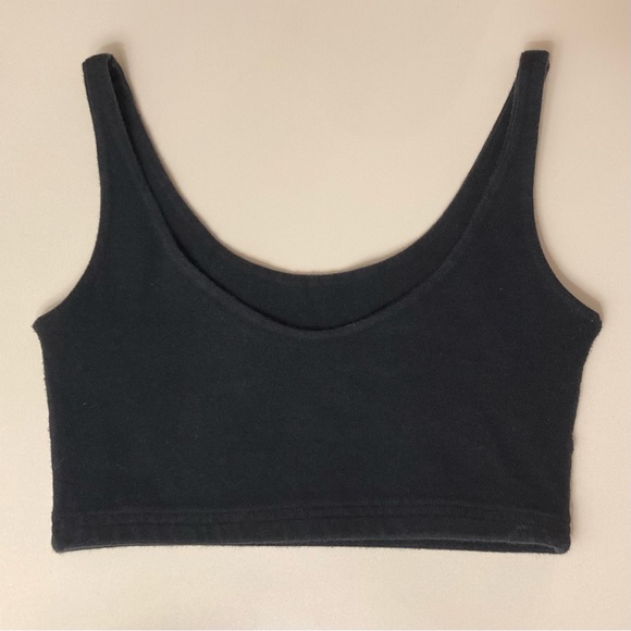 ERROR: Already sold but Poshmark won’t let me delete listing!! - Picture 2 of 7